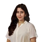 official picture (Zainab Iqbal)